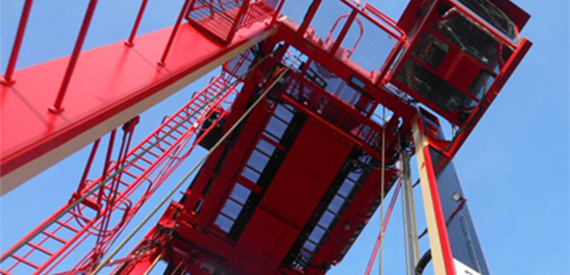 Empilhadeiras straddle carrier