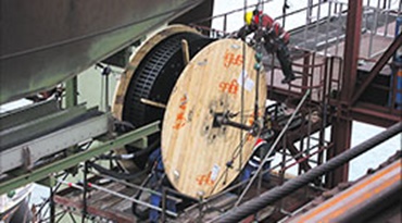 Entrega e montagem de esteiras porta cabos