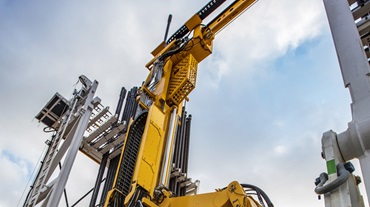 Manuseio de tubos com esteiras igus